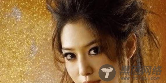 白歆惠拥有这靓丽的外形，工作更是敬业，而且