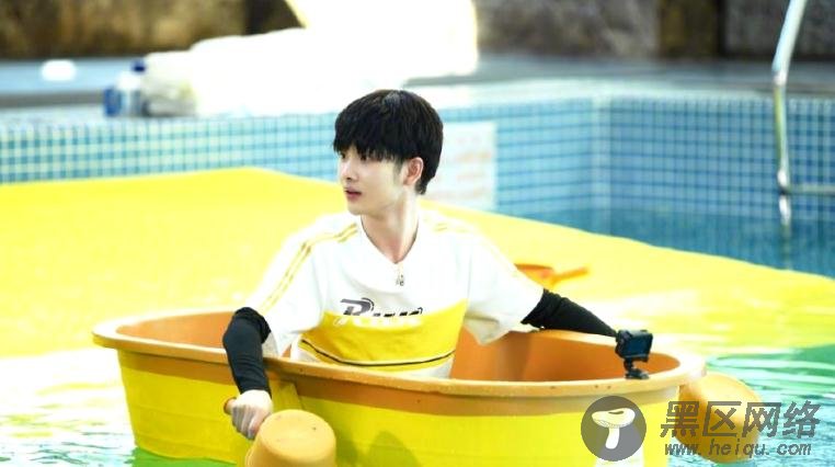 染发不能上镜《奔跑吧》？周震南机智应对，获