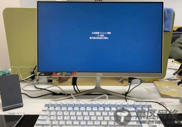办公室偷懒神器 模拟电脑系统升级界面「在线工