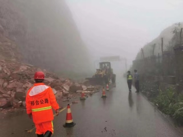 ​石家庄现入汛以来最大洪峰！雨还要下多久？