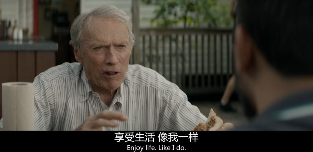88岁好莱坞硬汉自导自演，香港翻译为《毒行侠》
